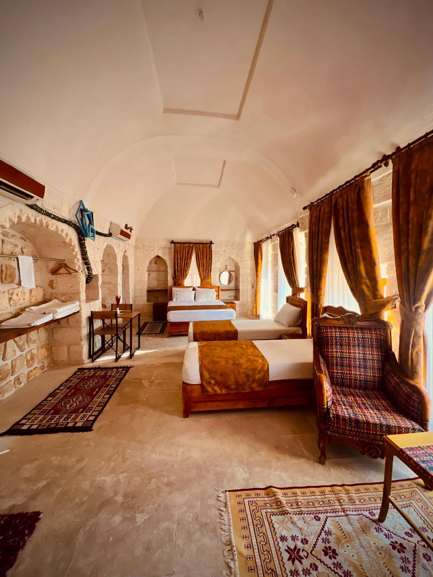 Mons Masius Hotel Teras Midyat Buitenkant foto