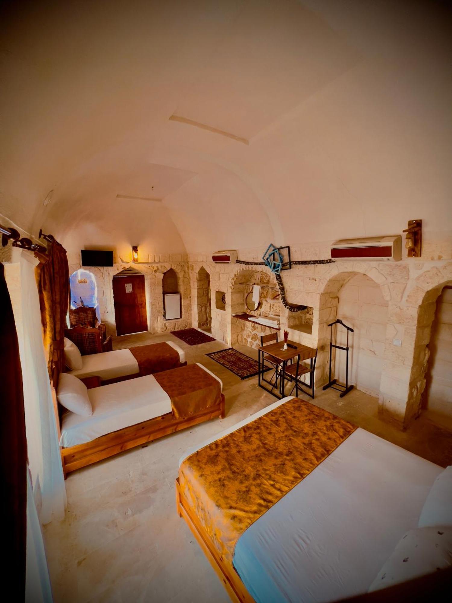 Mons Masius Hotel Teras Midyat Buitenkant foto