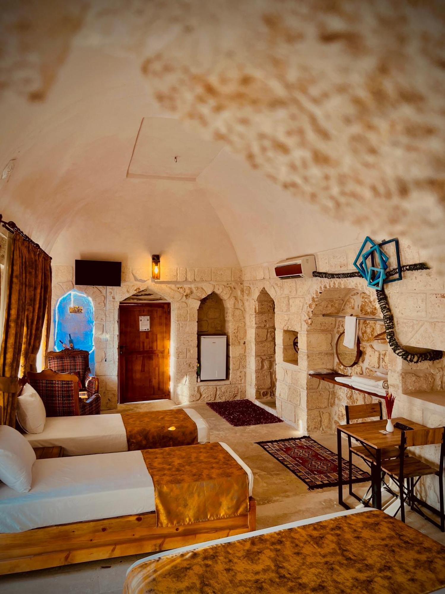 Mons Masius Hotel Teras Midyat Buitenkant foto