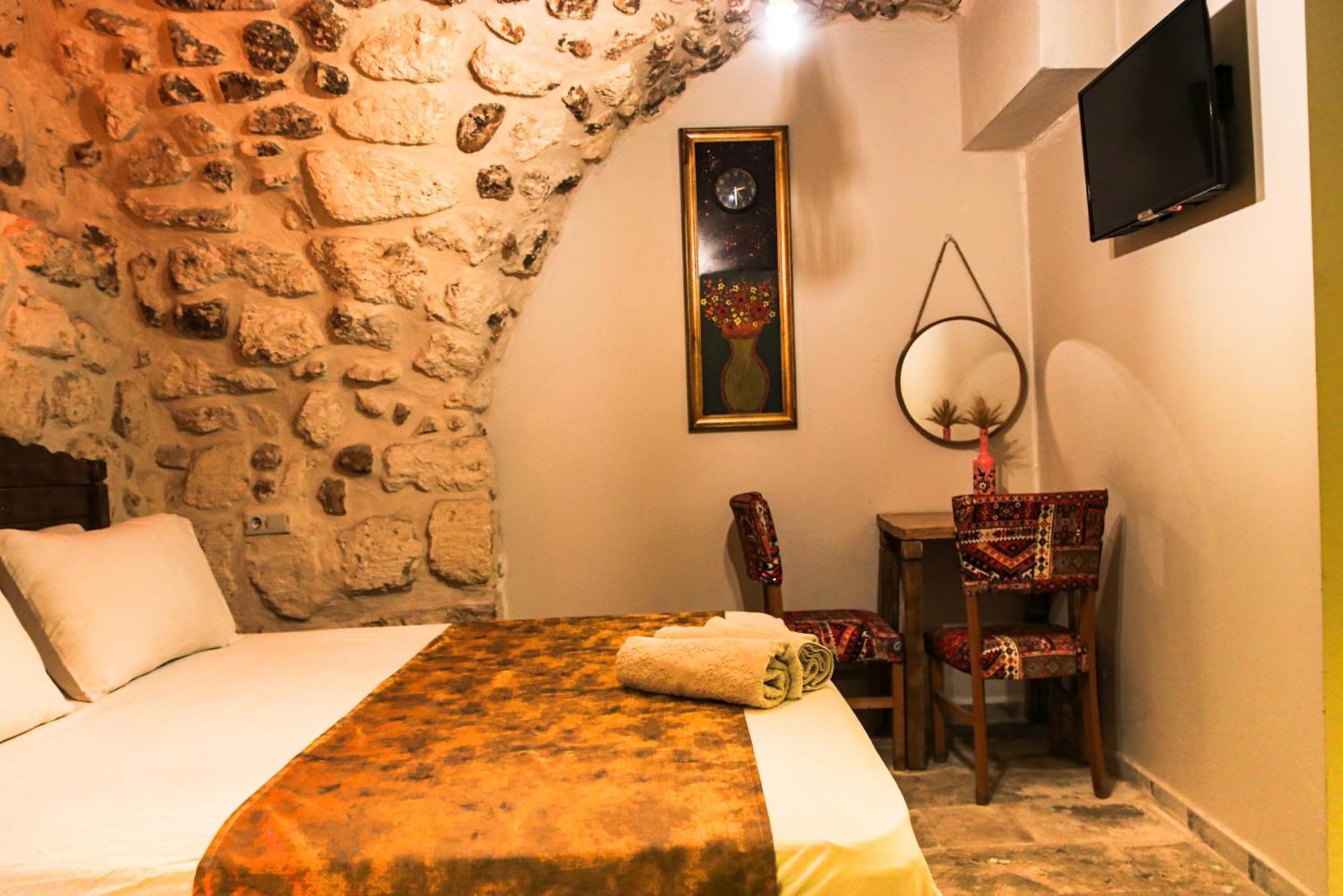 Mons Masius Hotel Teras Midyat Buitenkant foto