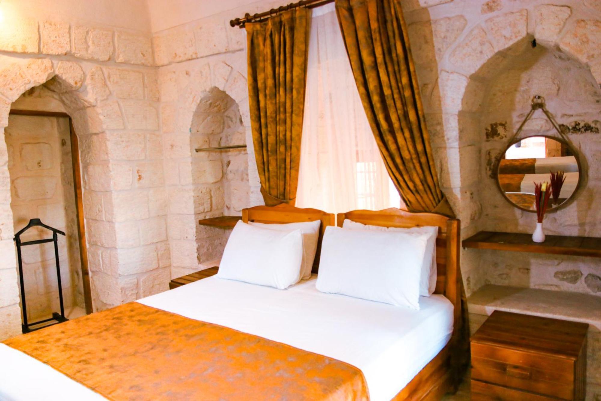 Mons Masius Hotel Teras Midyat Buitenkant foto