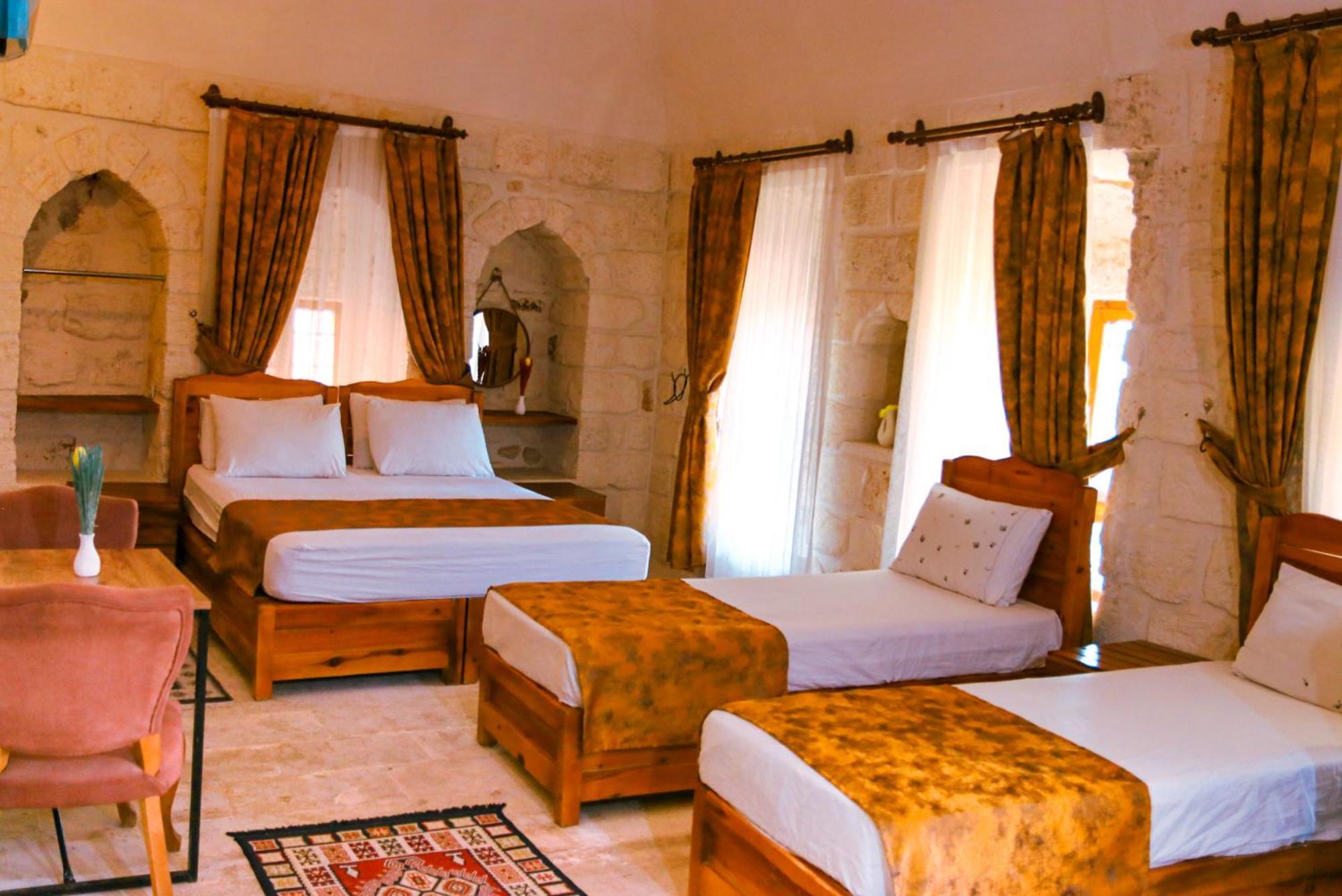 Mons Masius Hotel Teras Midyat Buitenkant foto