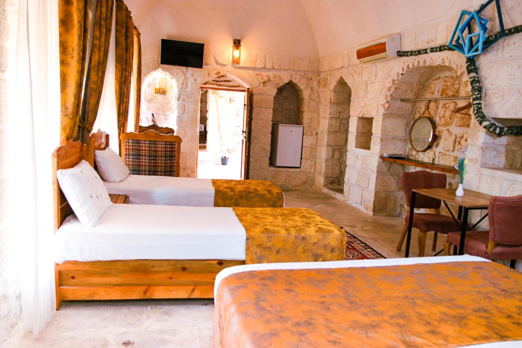 Mons Masius Hotel Teras Midyat Buitenkant foto