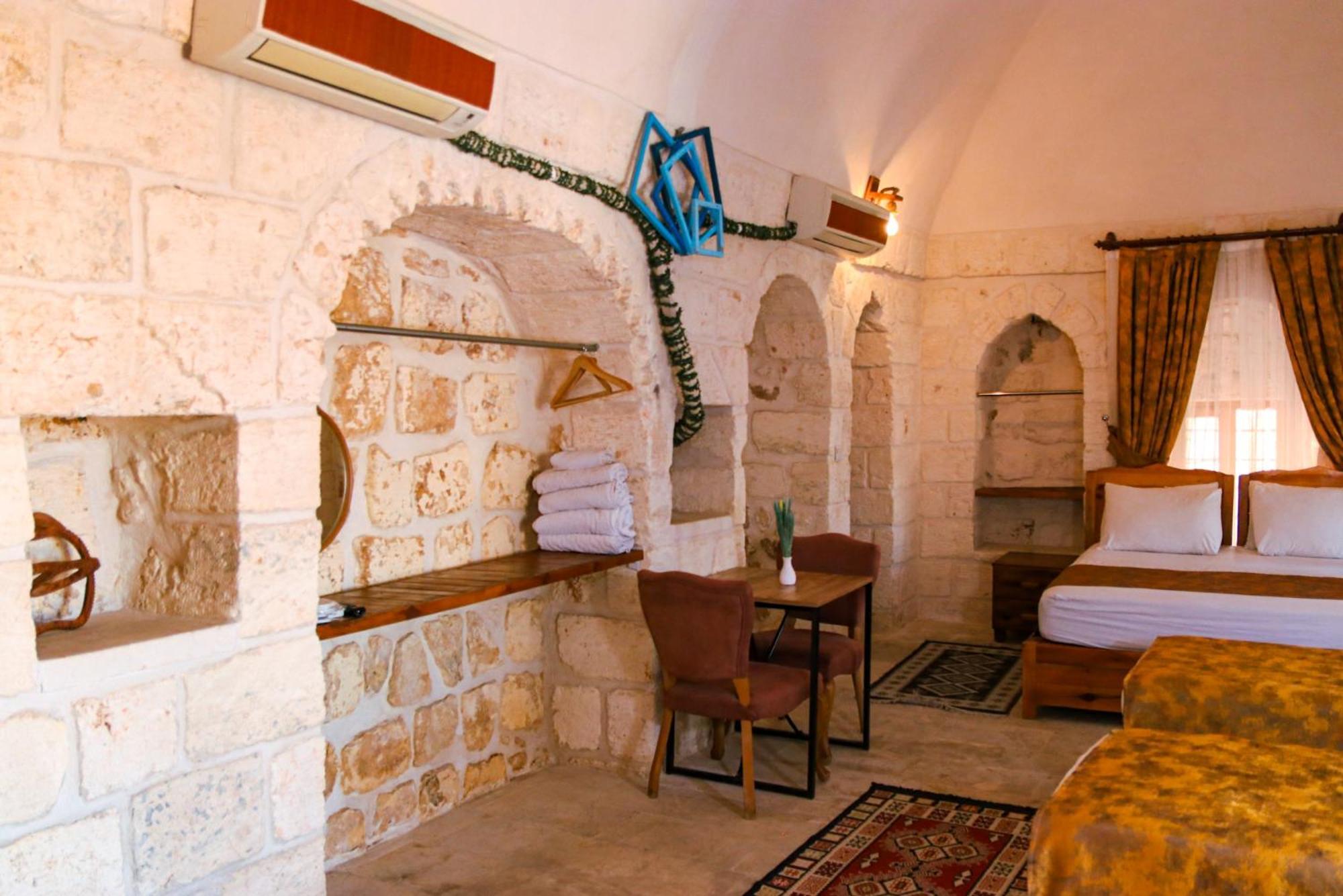 Mons Masius Hotel Teras Midyat Buitenkant foto