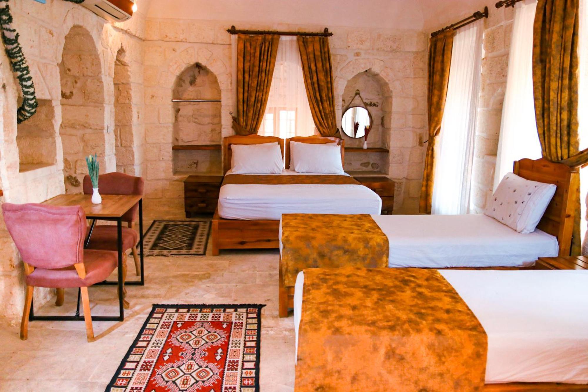 Mons Masius Hotel Teras Midyat Buitenkant foto