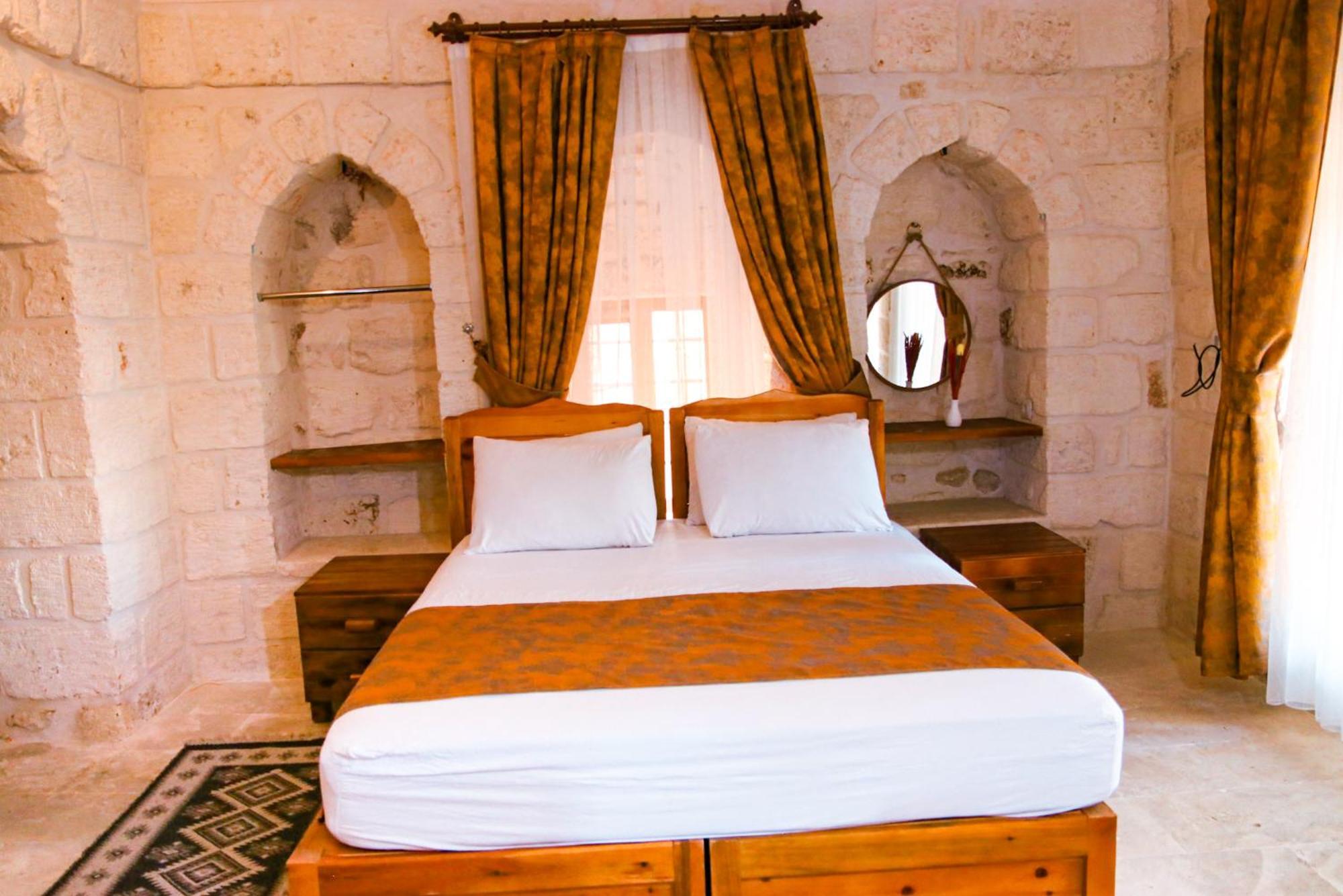 Mons Masius Hotel Teras Midyat Buitenkant foto