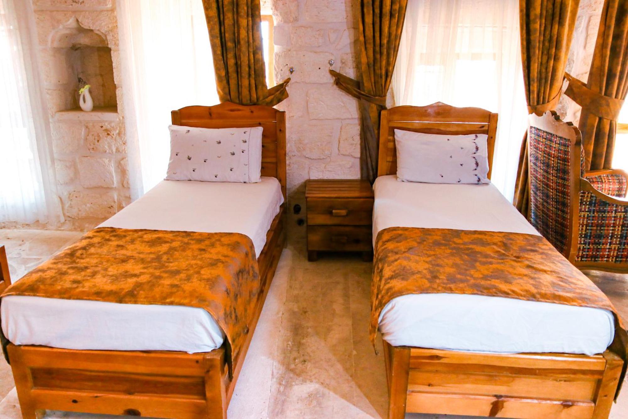 Mons Masius Hotel Teras Midyat Buitenkant foto
