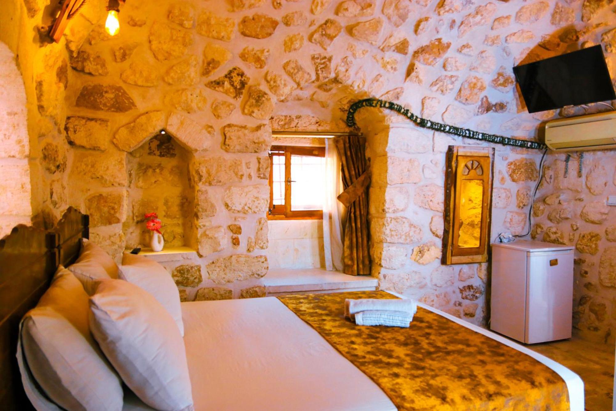Mons Masius Hotel Teras Midyat Buitenkant foto