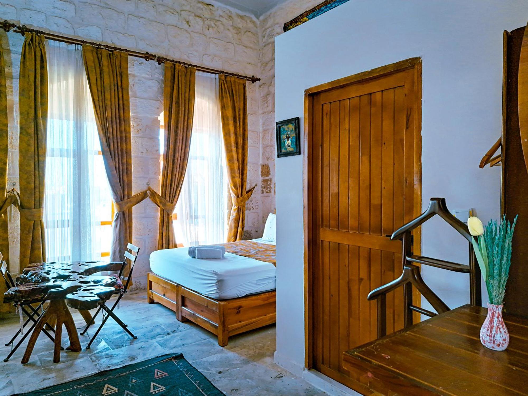 Mons Masius Hotel Teras Midyat Buitenkant foto